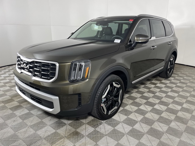 2025 Kia Telluride S photo 2