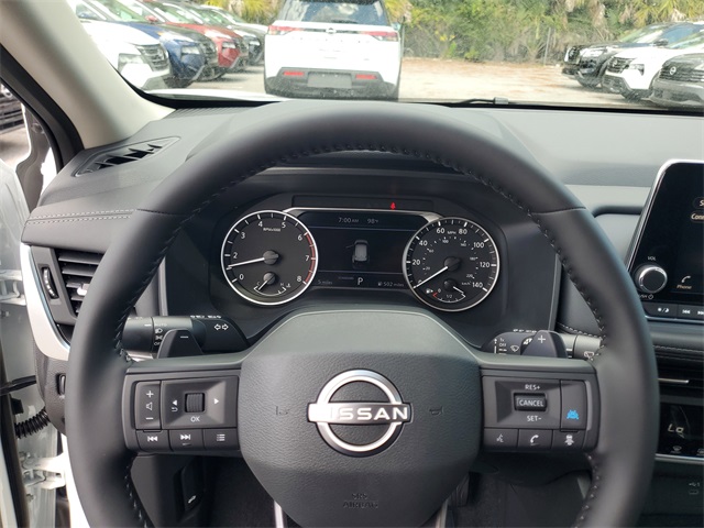 2026 Nissan Rogue SV photo 9