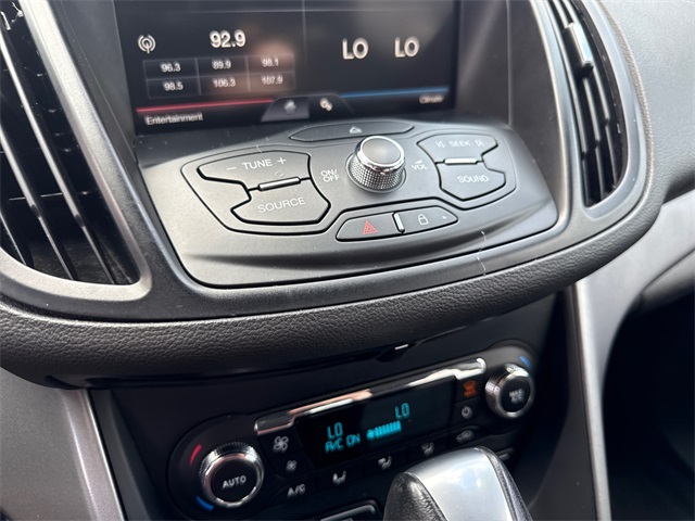 2015 Ford Escape SE photo 21