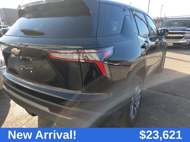 2025 Chevrolet Equinox LT photo 4