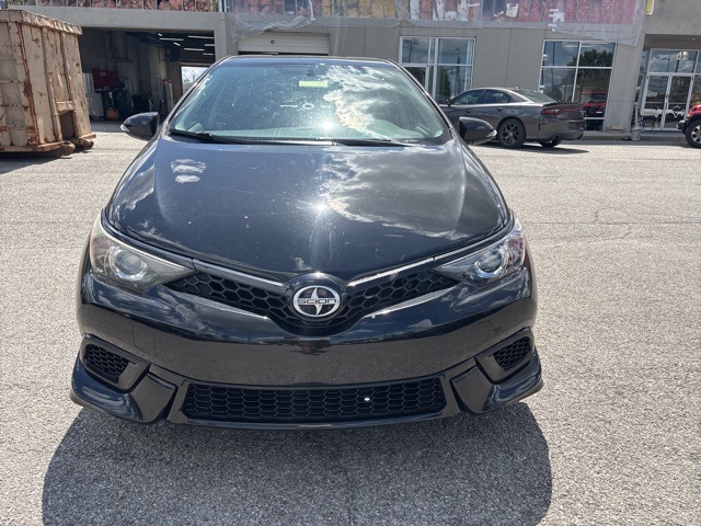 2016 Scion iM Base photo 2