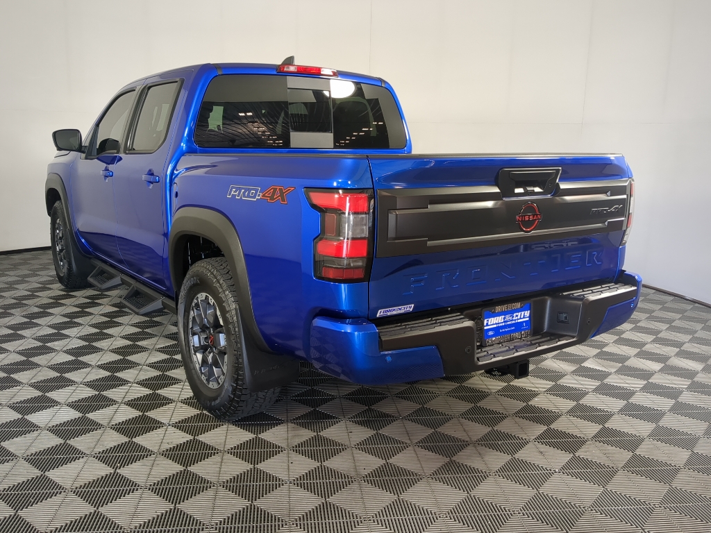2025 Nissan Frontier PRO-4X photo 5