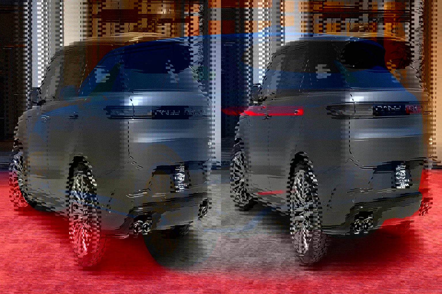 2025 Land Rover Range Rover Sport photo 3