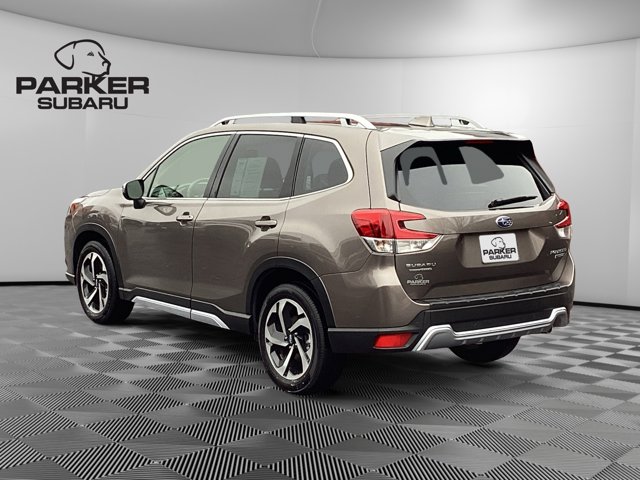 2023 Subaru Forester Touring photo 3