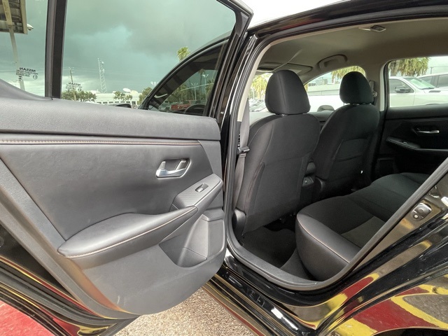 2022 Nissan Sentra SR photo 26