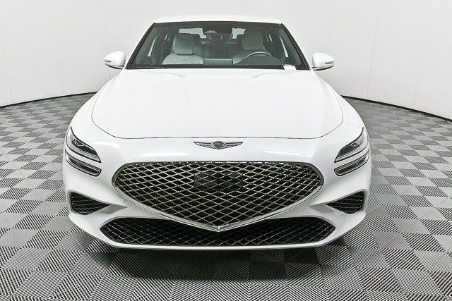 2025 Genesis G70 2.5T photo 2