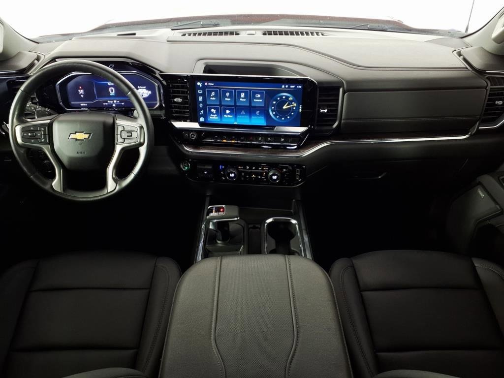 2023 Chevrolet Silverado 1500 LTZ photo 3