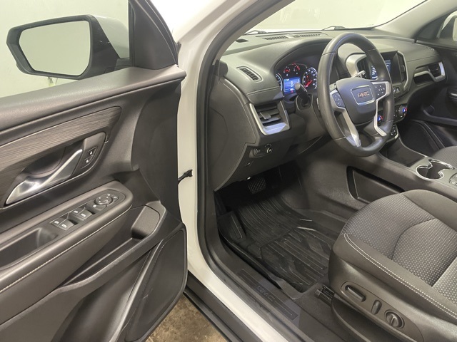 2022 Gmc Terrain SLE photo 14