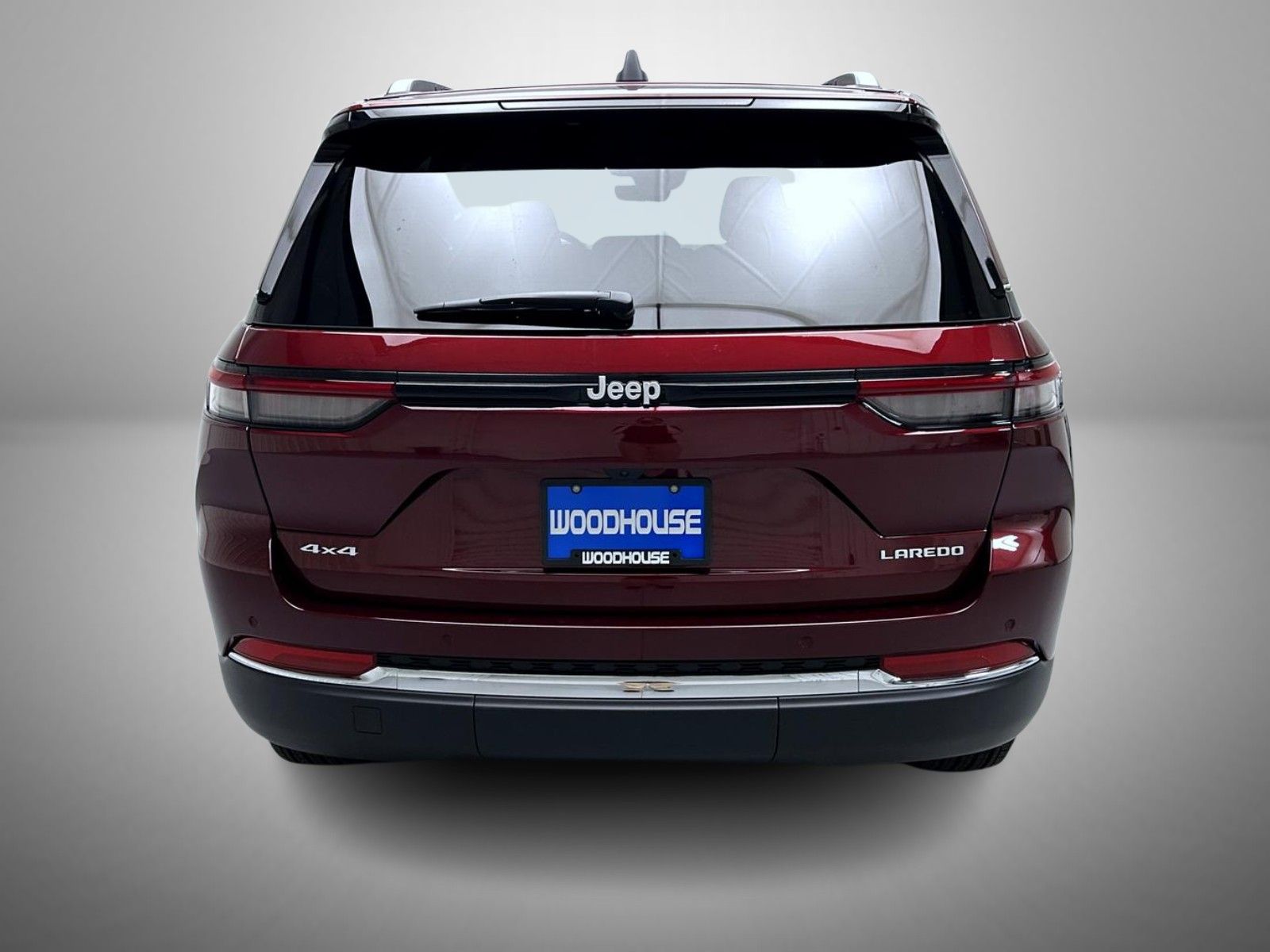 2025 Jeep Grand Cherokee Laredo Altitude photo 5