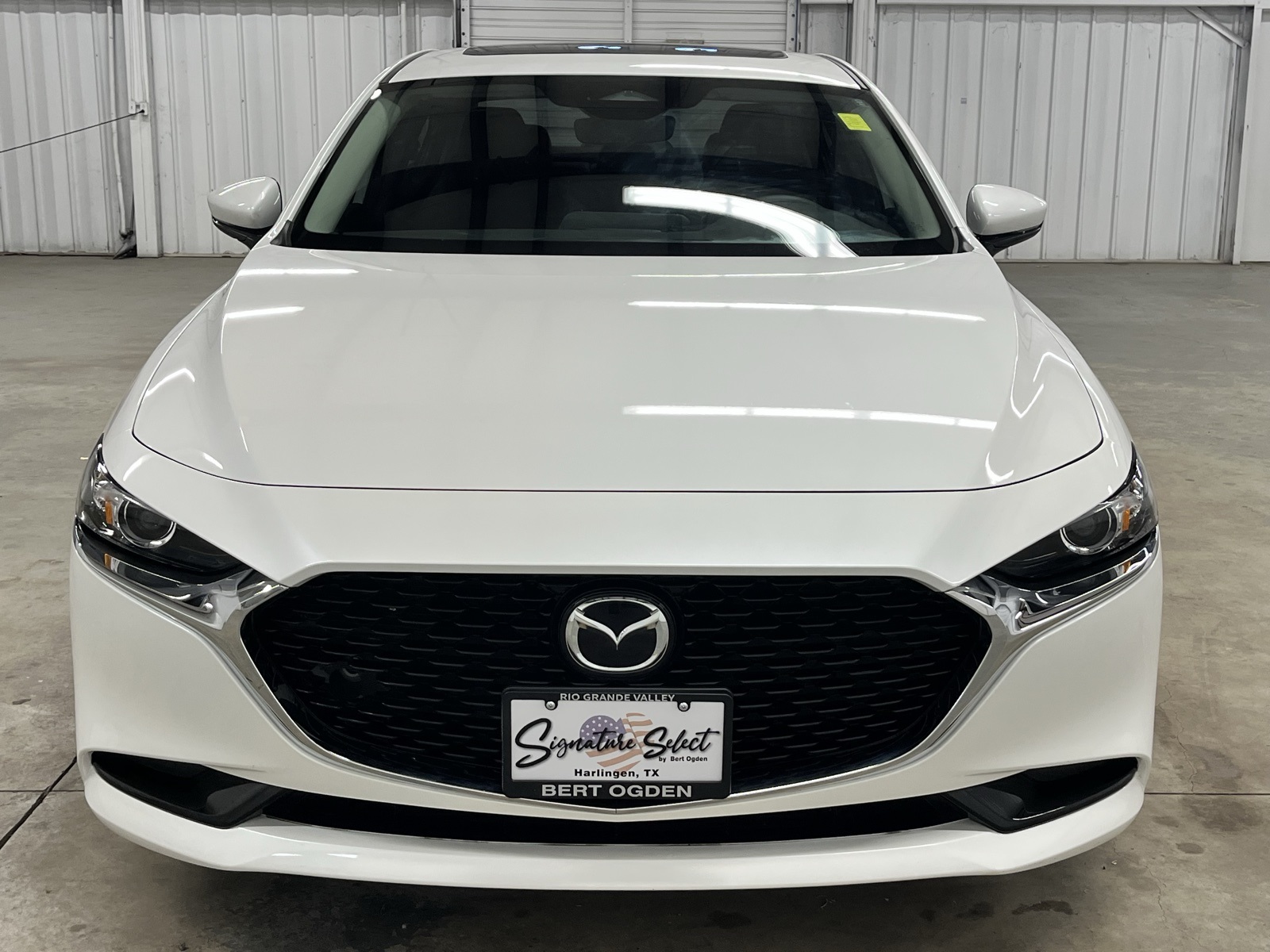 マケンユ様 Pre-Owned 2025 Mazda Mazda3 2.5 S Preferred Package 4D Sedan in