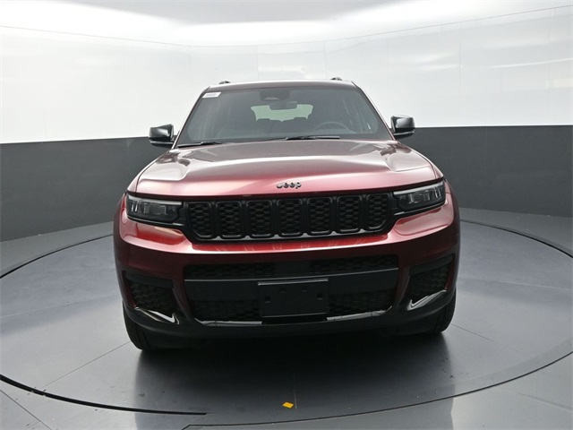 2025 Jeep Grand Cherokee Altitude X photo 2