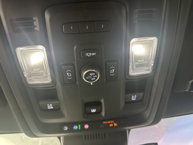 2023 Gmc Yukon SLT photo 34