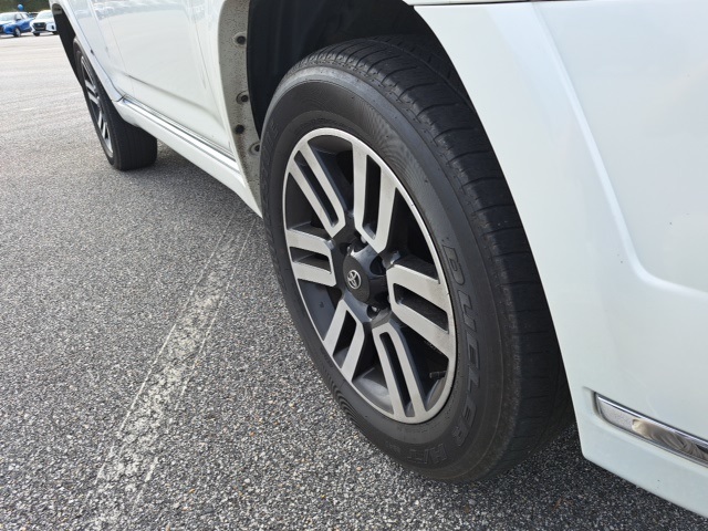 2023 Toyota 4Runner Limited photo 4