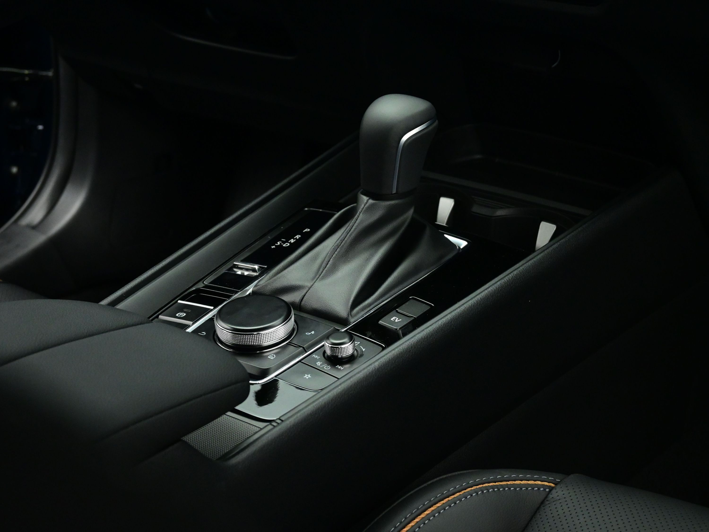 2025 Mazda CX-50 Premium Plus photo 29