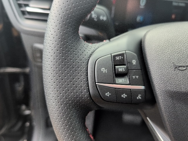 2025 Ford Escape Hybrid ST-Line Select photo 12