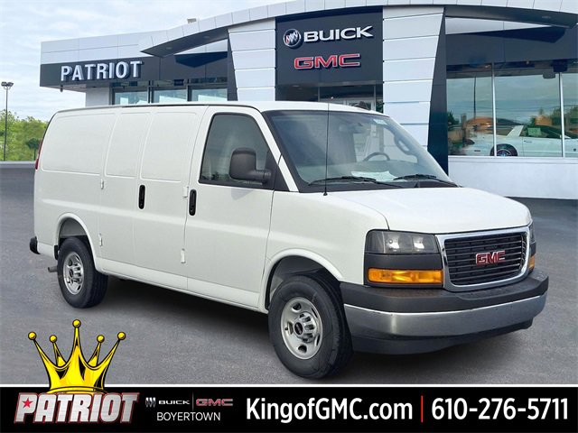 2025 GMC Savana Cargo Work Van's photo
