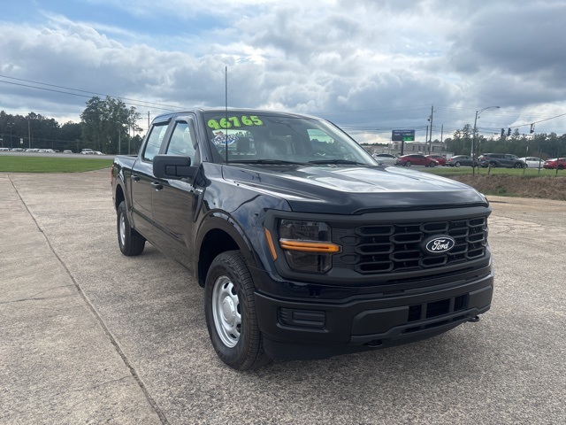 2024 Ford F-150 XL photo 2