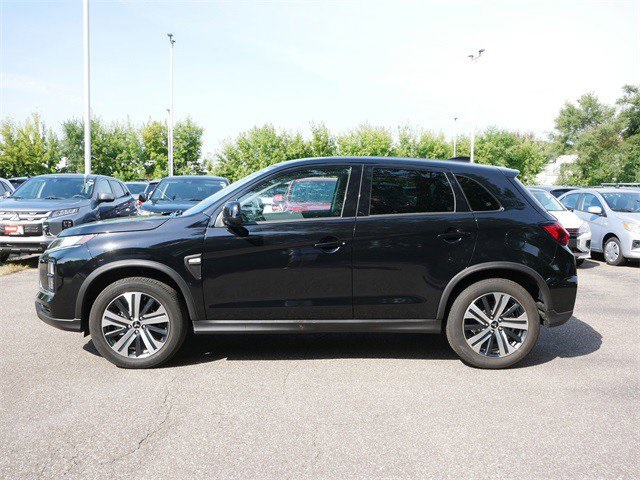 2024 Mitsubishi Outlander Sport ES photo 3
