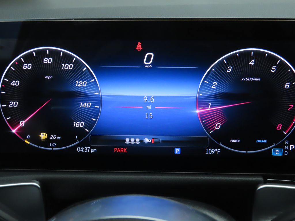 2026 Mercedes Benz GLB 250 photo 30
