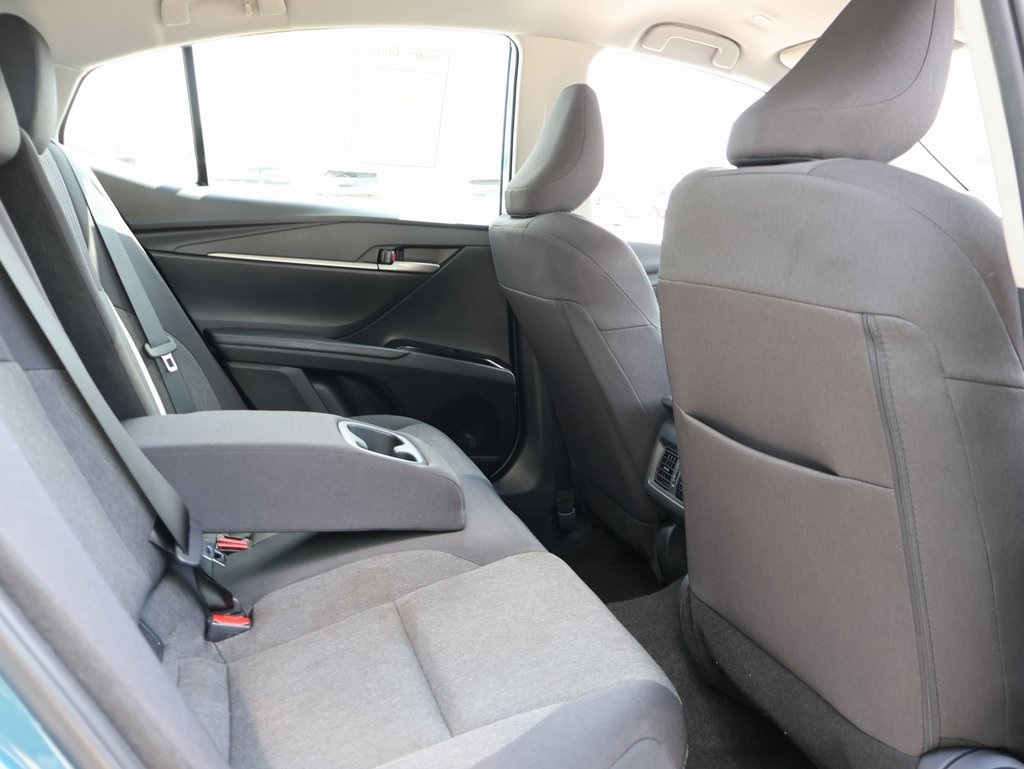 2025 Toyota Camry LE photo 12