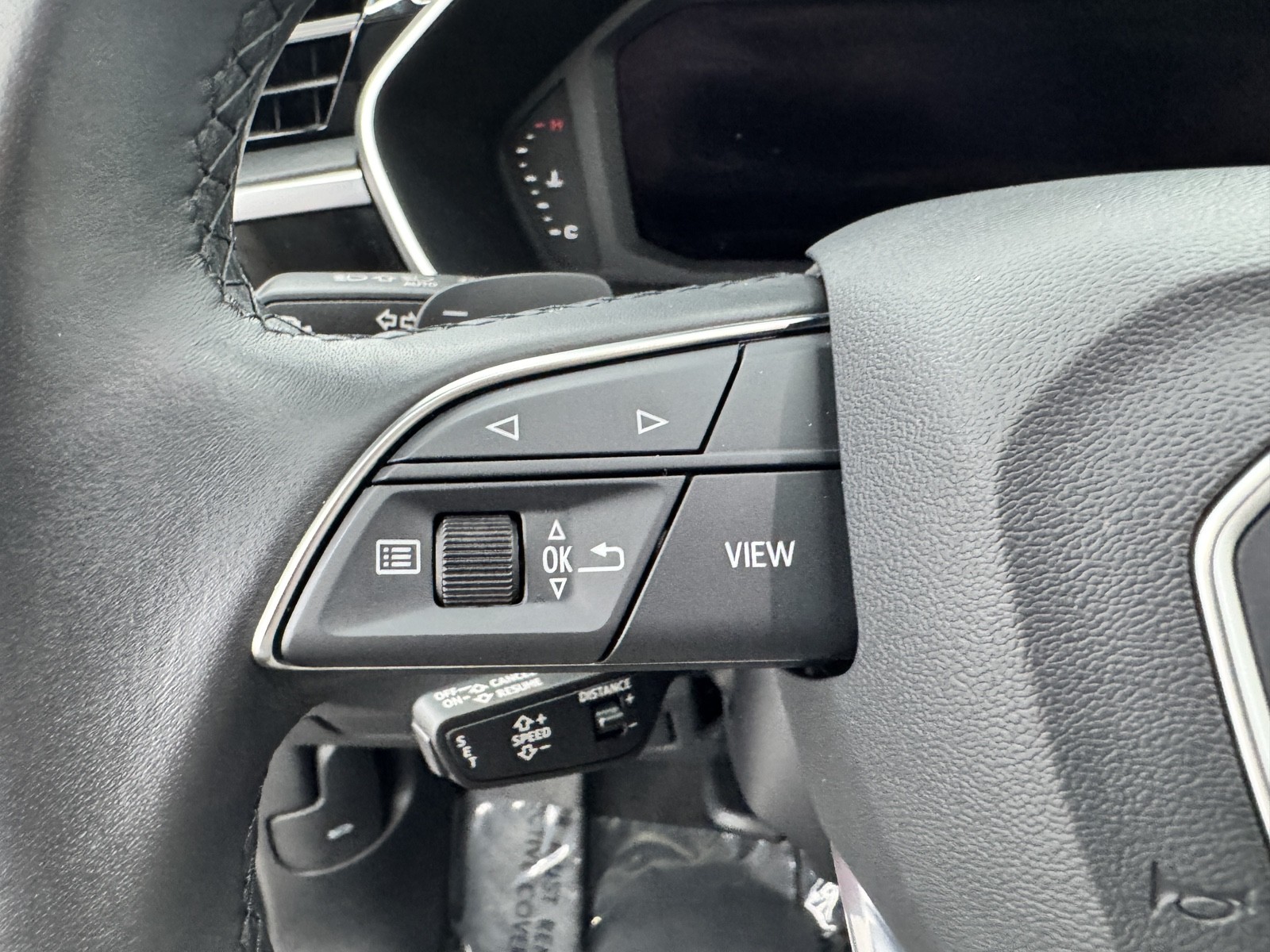 2024 Audi Q3 S line Premium photo 18