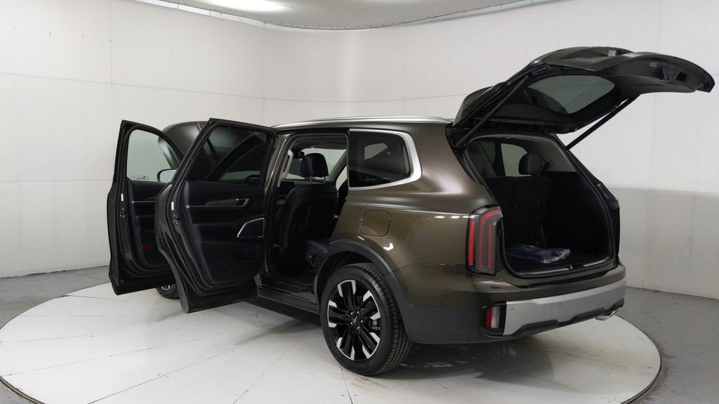 2024 Kia Telluride SX photo 9