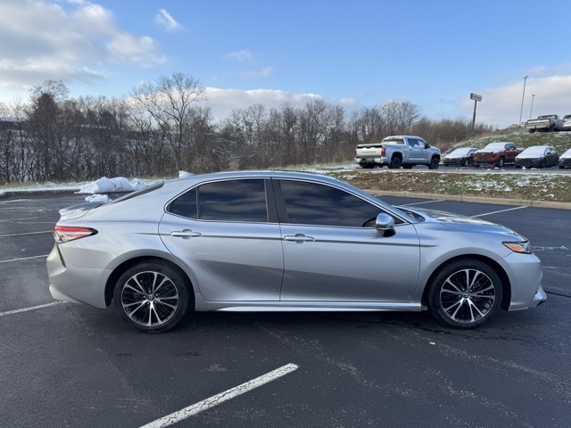 Used 2019 Toyota Camry SE with VIN 4T1B11HK7KU767420 for sale in Dry Ridge, KY