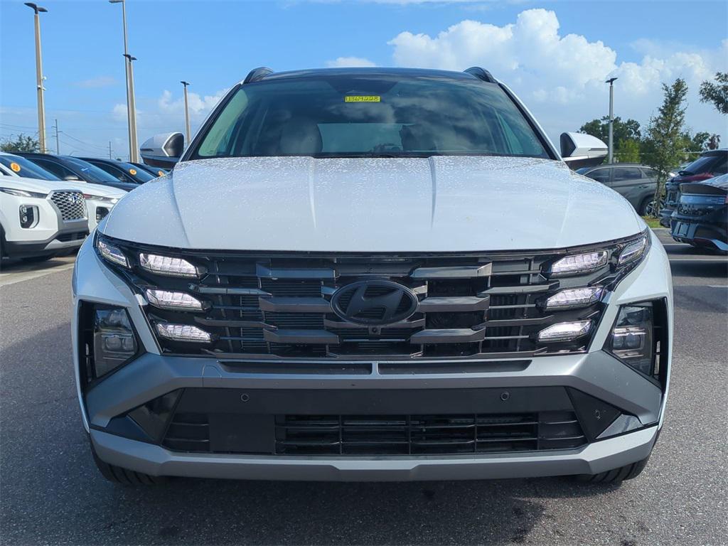 2025 Hyundai Tucson Hybrid Limited photo 3