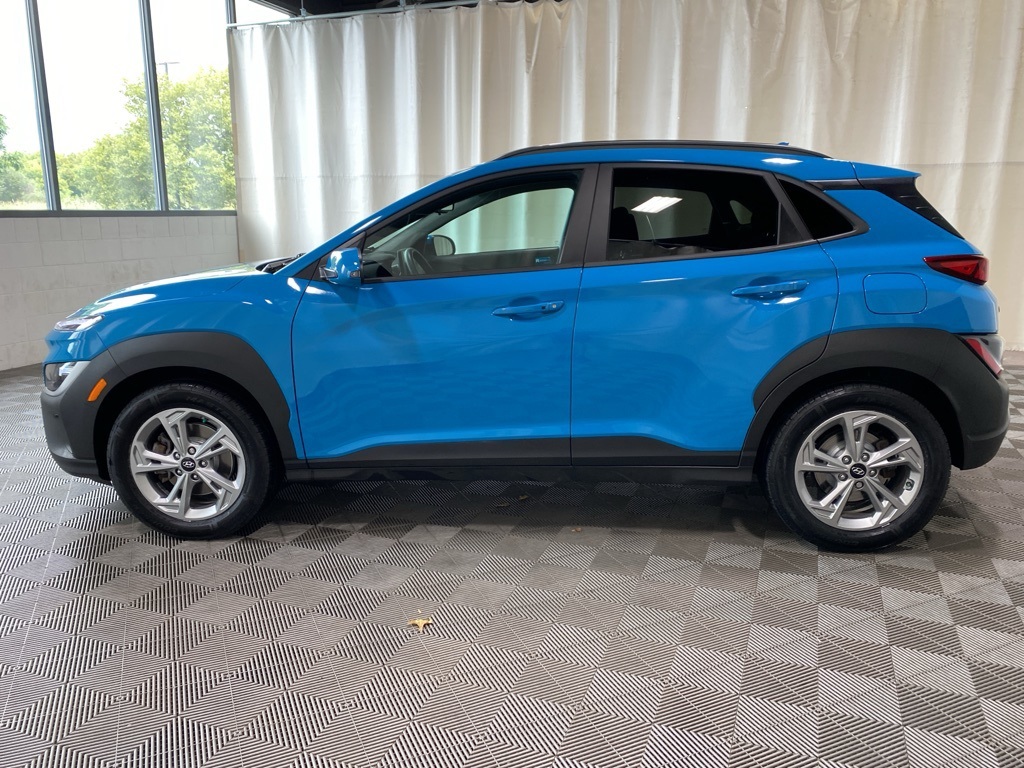 2023 Hyundai Kona SEL photo 4