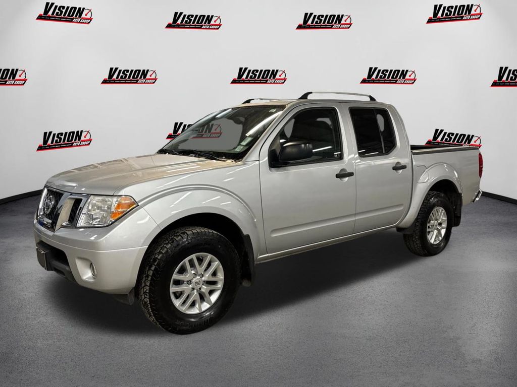 2016 Nissan Frontier SV's photo