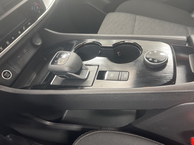 2023 Nissan Rogue SV photo 14