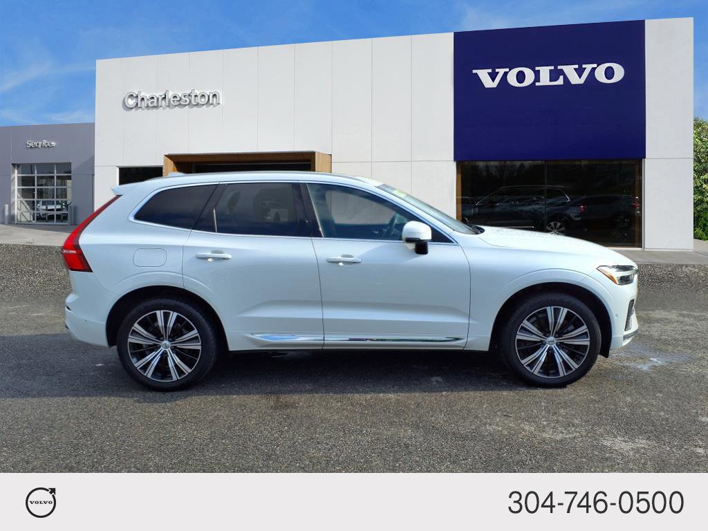 2022 Volvo XC60 Inscription photo 2