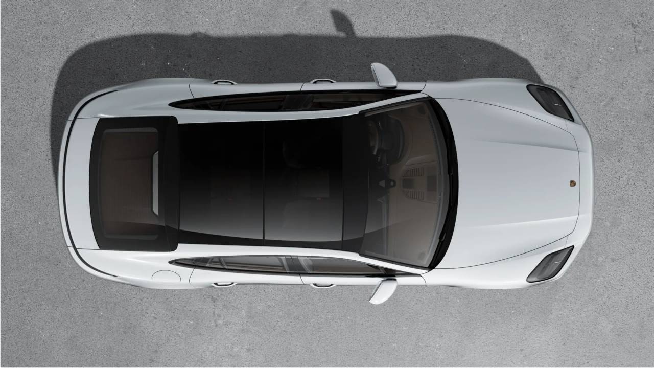 2026 Porsche Panamera 4 photo 4
