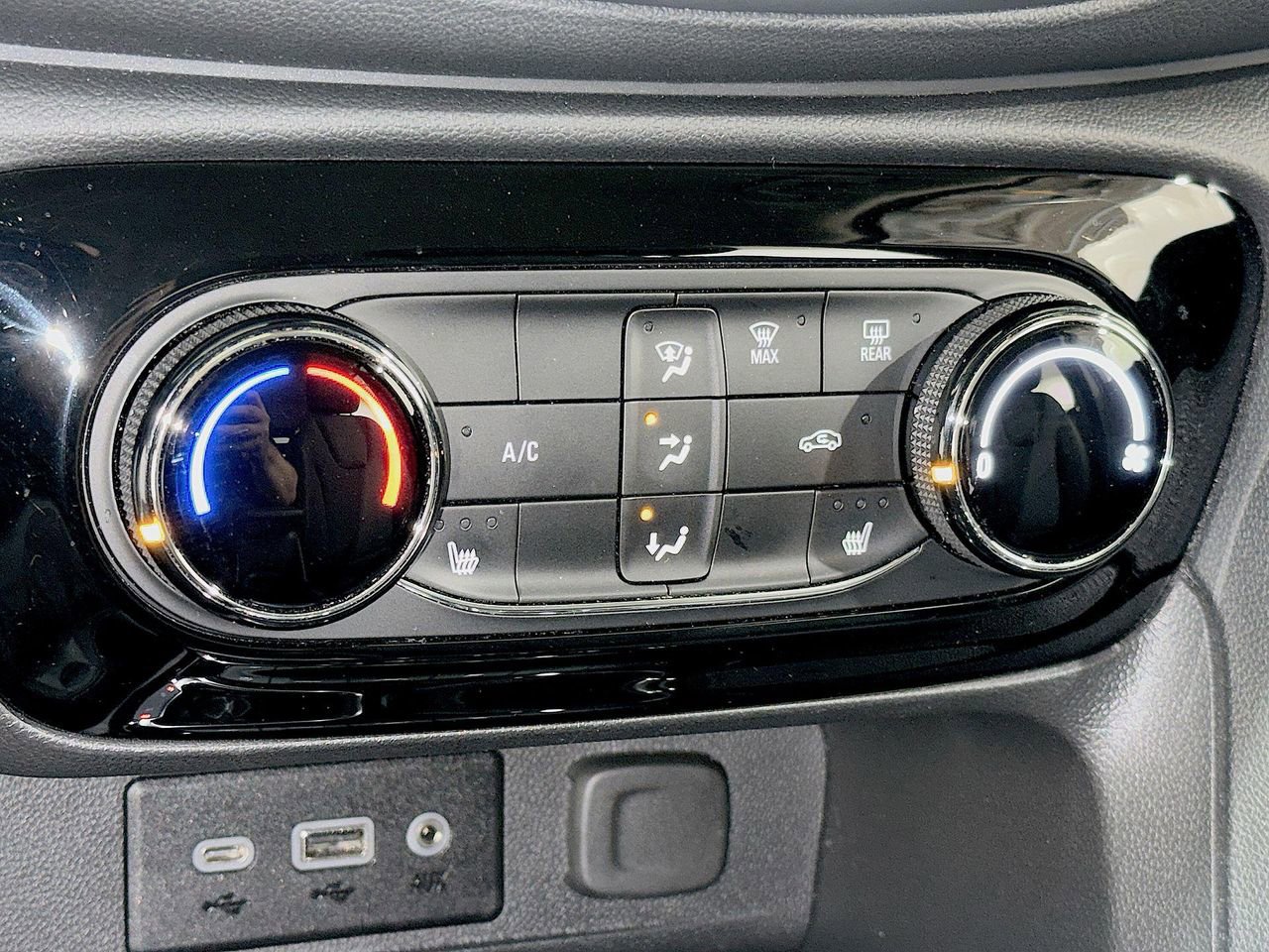 2022 Buick Encore GX Preferred photo 17