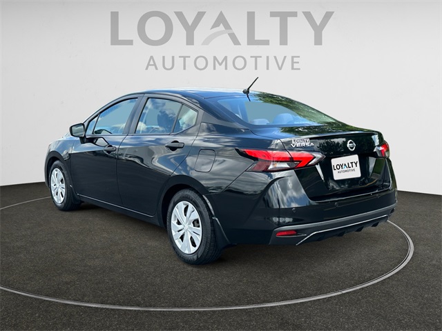 2021 Nissan Versa 1.6 S photo 3