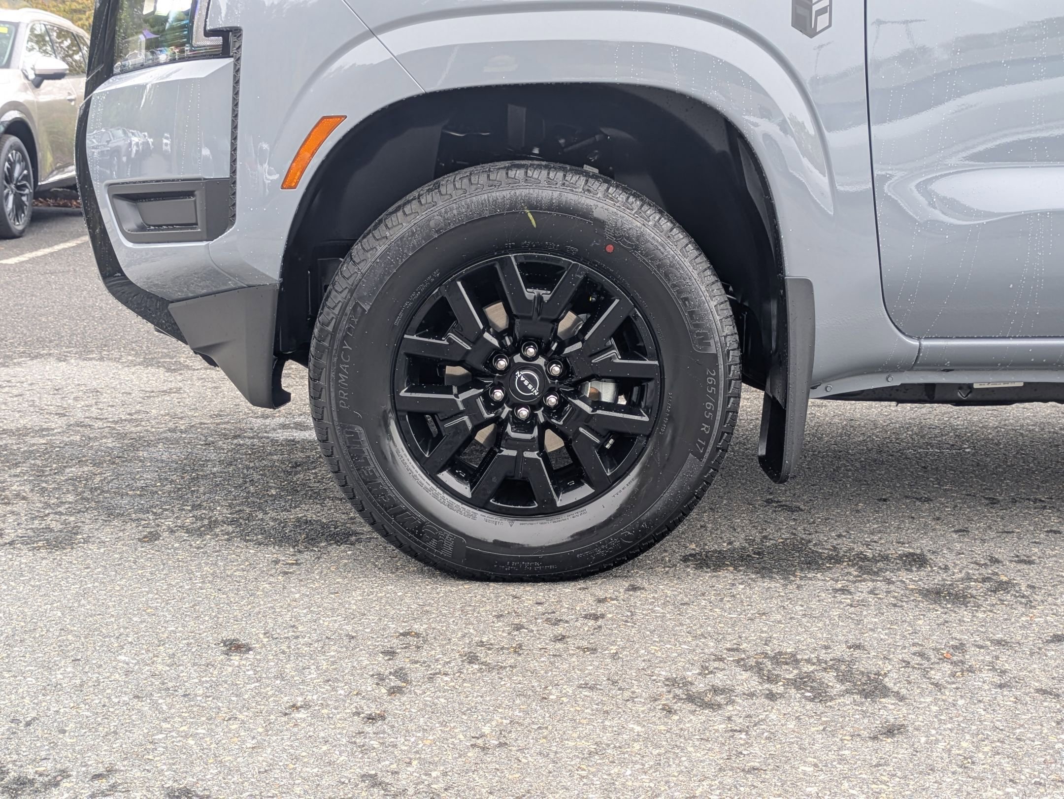 2026 Nissan Frontier Crew Cab SV photo 8