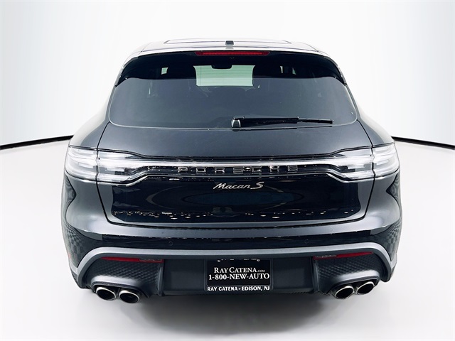 2025 Porsche Macan S photo 10