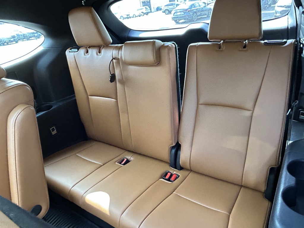 2022 Toyota Highlander Hybrid Platinum photo 27