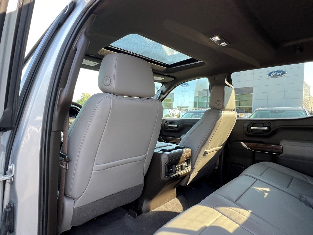2020 Chevrolet Silverado 1500 RST photo 14