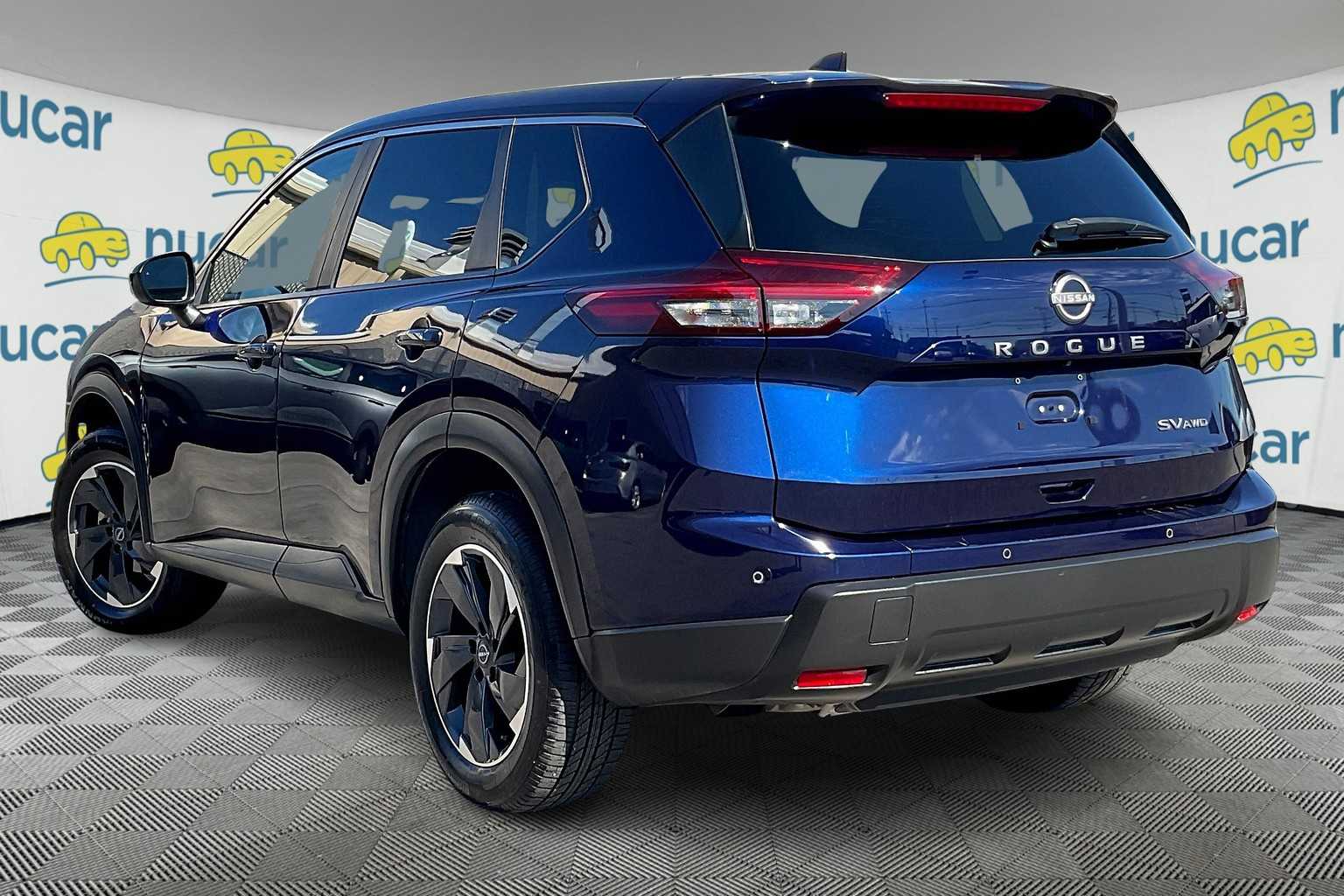 2024 Nissan Rogue SV photo 3