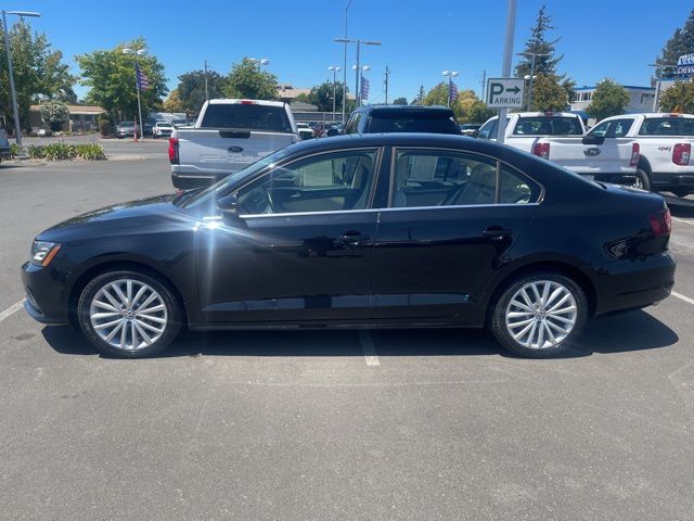2016 Volkswagen Jetta 1.8T SEL photo 3
