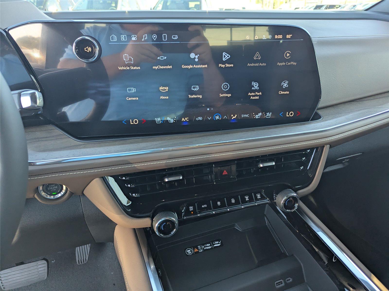 2025 Chevrolet Tahoe High Country photo 24