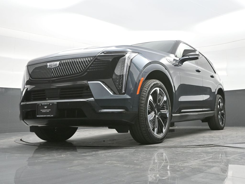 2025 Cadillac Escalade IQ Sport photo 18