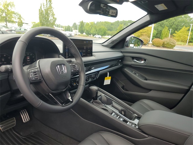 2025 Honda Accord Hybrid Sport-L photo 12