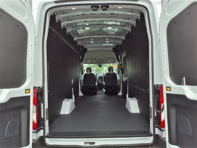 2025 Ford Transit photo 9