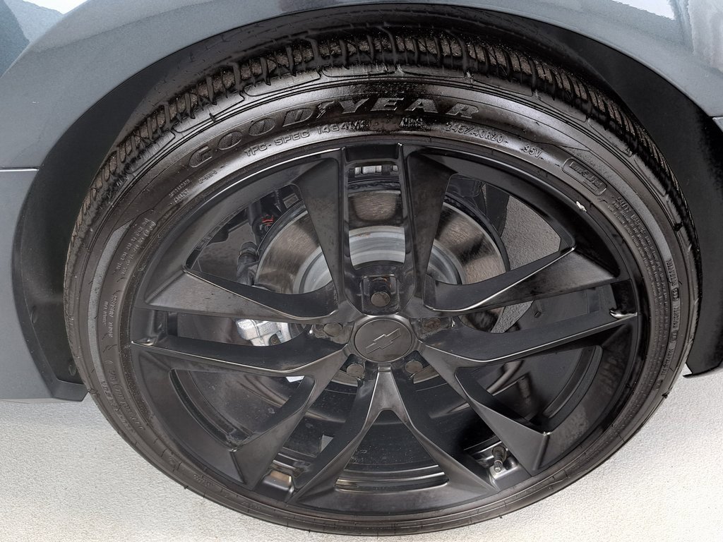 2023 Chevrolet Camaro 2LT photo 28