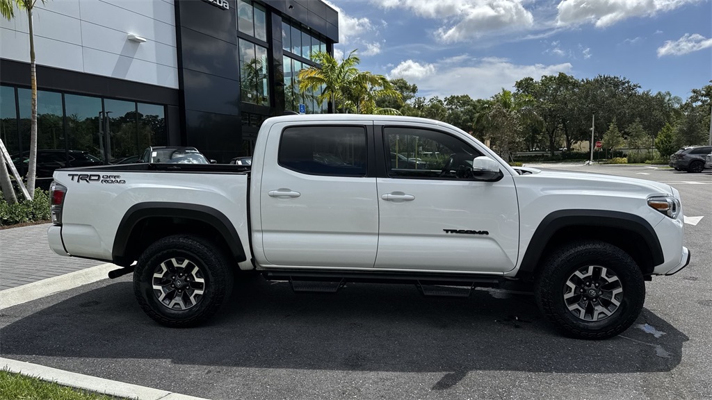 2022 Toyota Tacoma TRD Off-Road photo 4