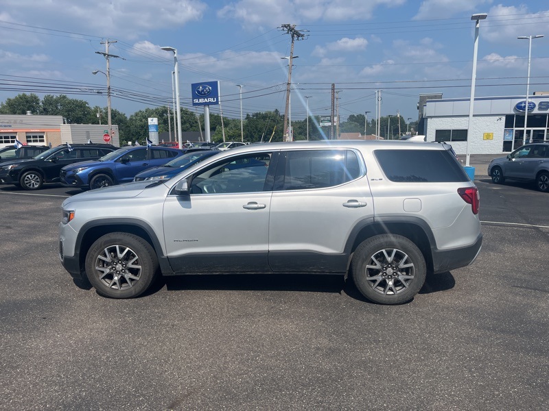 2020 Gmc Acadia SLE photo 3