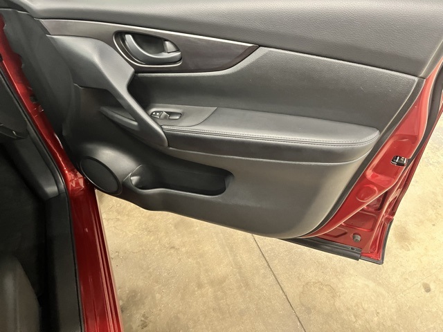 2022 Nissan Rogue Sport S photo 21