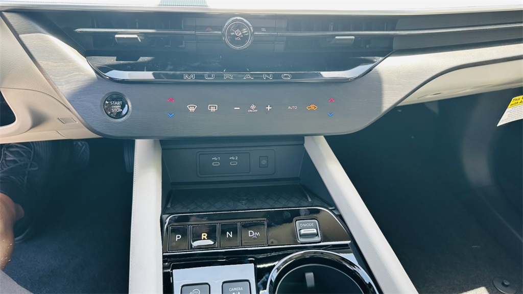 2025 Nissan Murano SL photo 22